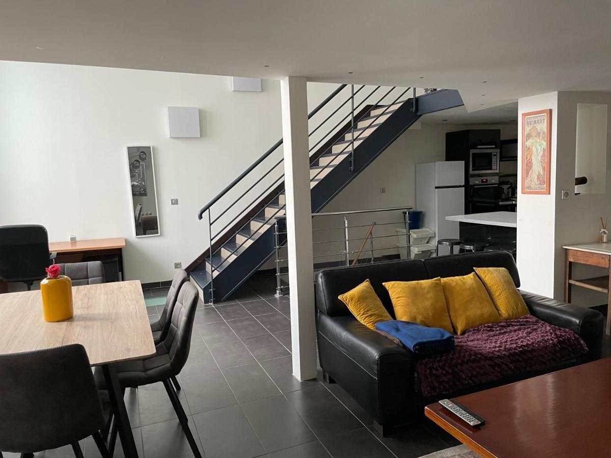 Loft Triplex 3 Chambres Doubles Villeurbanne Esterno foto